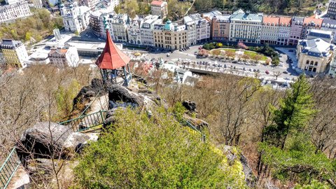 FOTKA - Toulky jarn prodou  Karlovy Vary