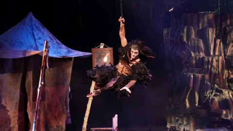 FOTKA - Muzikl Tarzan v Hybernii pedstav multimediln show