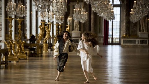 FOTKA - Prima LOVE pin velkolep seril Versailles