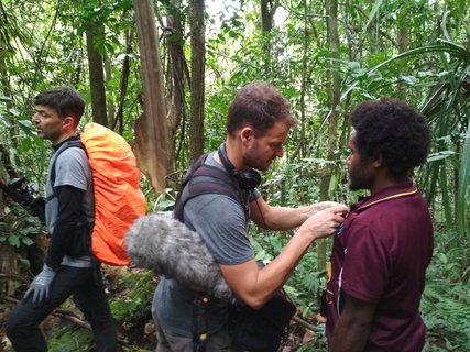 FOTKA - Papua Nov Guinea: dva svty - Filip a Johnas