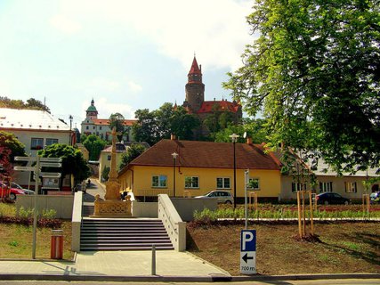 FOTKA - Dovolen u ns, hrad Bouzov