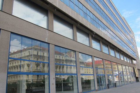 FOTKA - Veletrn palc vyuv Nrodn galerie