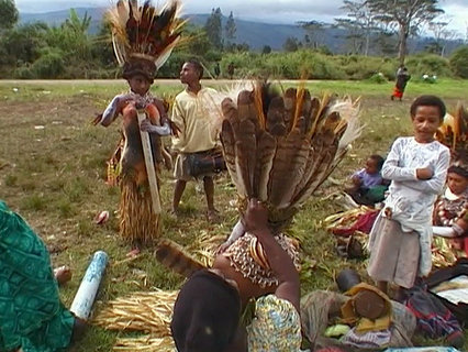 FOTKA - Cestomnie - Papua Nov Guinea: Potomci lidojed