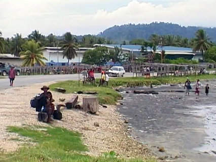 FOTKA - Cestomnie - Papua Nov Guinea: Potomci lidojed