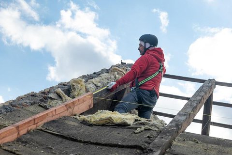 FOTKA - Libovky Pepy Libickho: rekonstrukce stechy