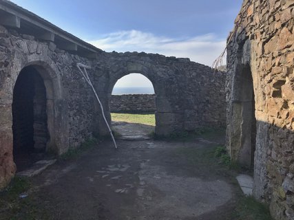 FOTKA - Zcenina hradu Lichnice