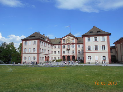 FOTKA - Prochzka po kvtinovm ostrov Mainau