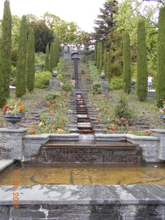 FOTKA - Prochzka po kvtinovm ostrov Mainau