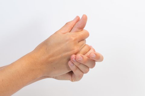 FOTKA - Konec dermatologickch problm zpsobench dezinfekc rukou