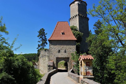 FOTKA - Nae putovn na krlovsk hrad Zvkov