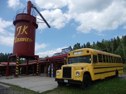 FOTKA - V rytmu rock-n rollu za krsou a histori americkho automobilismu