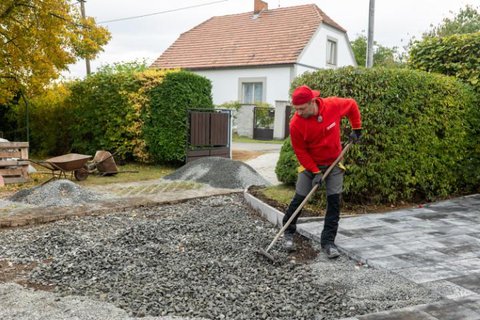 FOTKA - Libovky Pepy Libickho: pprava parkovacho msta