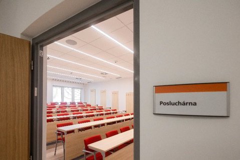 FOTKA - Psychiatrie Pardubick nemocnice v novm