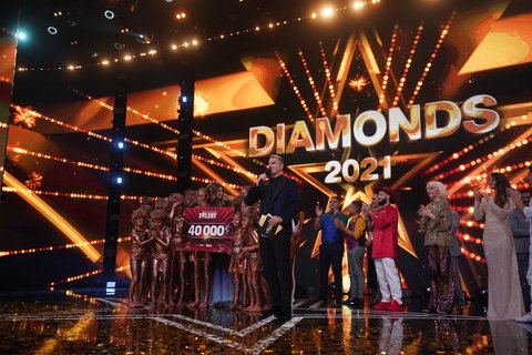 FOTKA - esko Slovensko m talent 2021 zn vtze devt srie  Diamonds