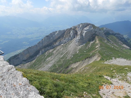 FOTKA - Zlat okrun cesta