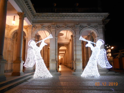 FOTKA - Vzpomnka na pedvnon Karlovy Vary