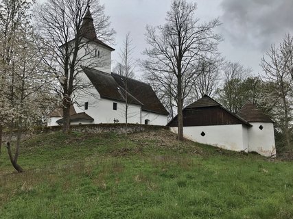 FOTKA - Annn a kostel sv. Moice