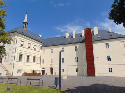 FOTKA - Zmek Svijany