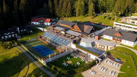 FOTKA - Vkend se cvienm i wellness nebo Beck kola: vyrazte v jnu do Beskyd