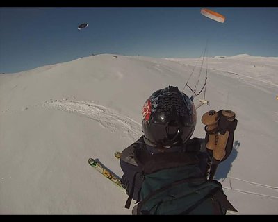 FOTKA - Kiting, rychle se rozvjejc adrenalinov sport
