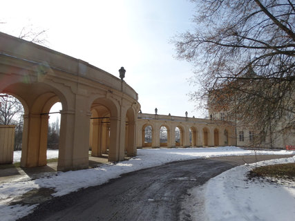 FOTKA - Ploskovice - zmek a park