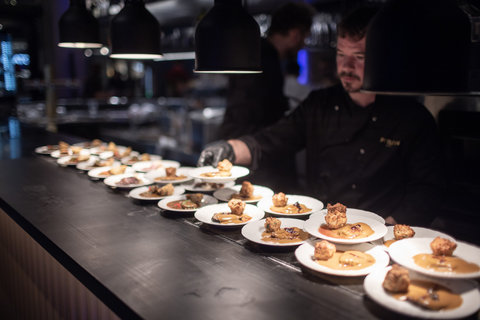 FOTKA - PYTLOUN HOTELS otevela novou restauraci Tal na Vclavskm nmst