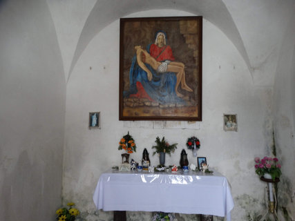 FOTKA - Zcenina hradu Jesteb