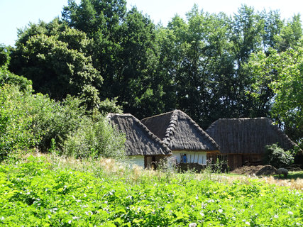 FOTKA - Strnice zve k vletu