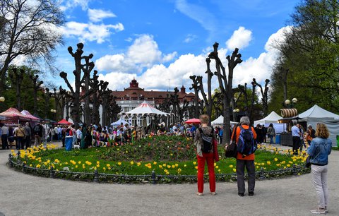 FOTKA - Zahjen 666. lzesk sezony Karlovy Vary