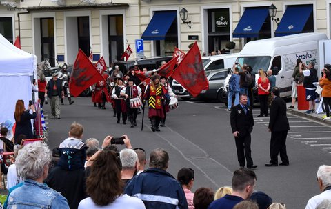 FOTKA - Zahjen 666. lzesk sezony Karlovy Vary