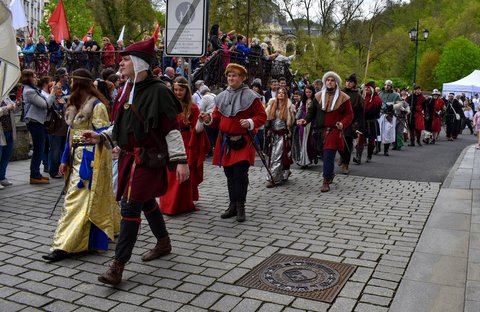 FOTKA - Zahjen 666. lzesk sezony Karlovy Vary