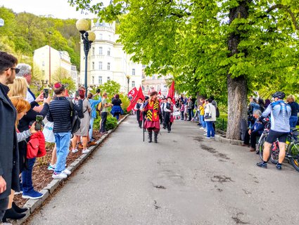 FOTKA - Zahjen 666. lzesk sezony Karlovy Vary