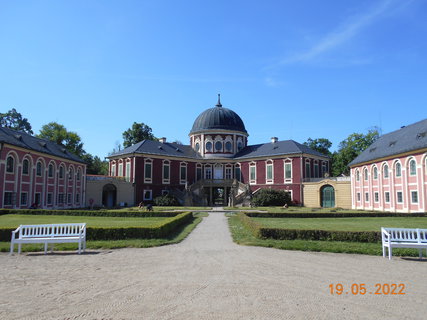 FOTKA - Zmek Veltrusy - perla barokn architektury