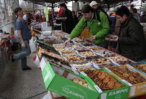 FOTKA - Vnoce na olomouckm vstaviti: vstava betlm i  zabijakov hody