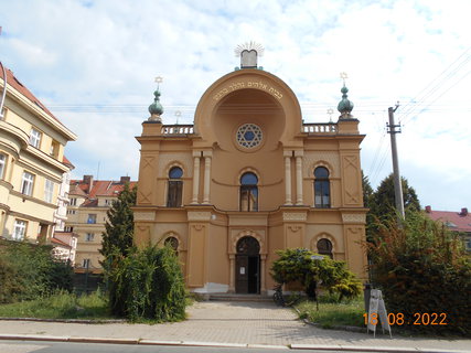 FOTKA - idovsk synagoga v slavi -  pamtka evropskho vznamu