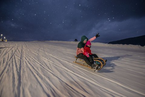 FOTKA - Nepekonateln jarn przdniny na Doln Morav: Lyovn, zitky i ubytovn u sjezdovky