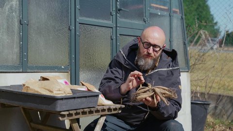 FOTKA - Zahradnk po ruce - 30. 3. 2025