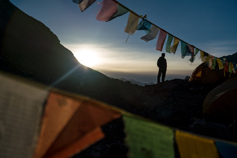 FOTKA - Ztraceni na Everestu: Dobrodrustv na vlastn ki zaijete na Prima ZOOM