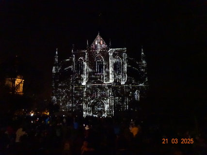 FOTKA - Svtlem spojeni - kutnohorsk festival svtla