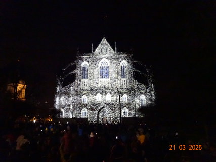 FOTKA - Svtlem spojeni - kutnohorsk festival svtla