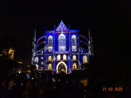 FOTKA - Svtlem spojeni - kutnohorsk festival svtla