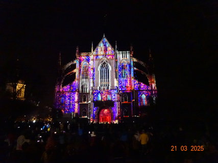 FOTKA - Svtlem spojeni - kutnohorsk festival svtla
