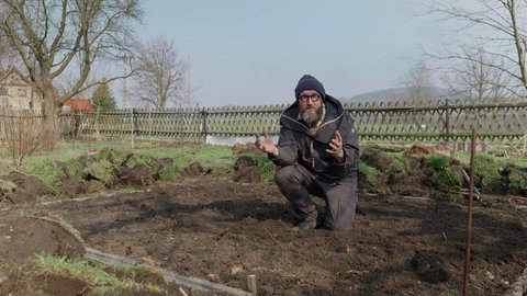 FOTKA - Zahradnk po ruce - 20. 4. 2025