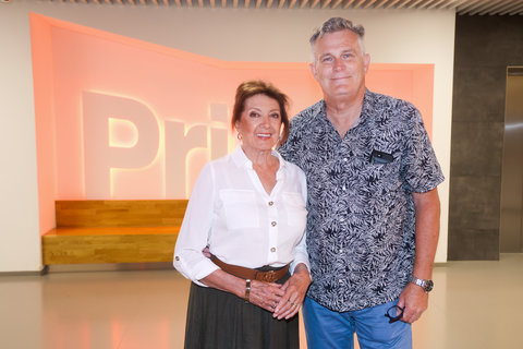 FOTKA - Marie Rottrov nazpvala stedn pse k serilu Polab