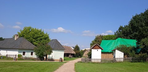 FOTKA - Putovn po jin Morav  Strnice
