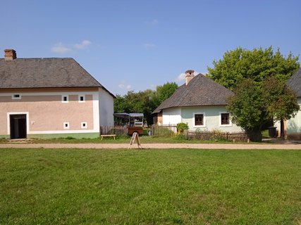 FOTKA - Putovn po jin Morav  Strnice
