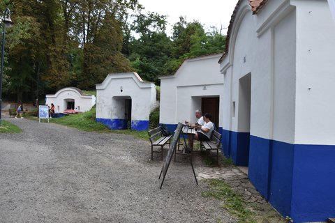 FOTKA - Putovn po jin Morav  Strnice