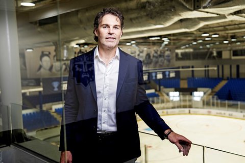FOTKA - Jaromr Jgr pedstavuje vlastn biografii J68
