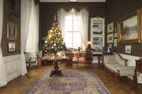 FOTKA - Sto let eskch Vnoc na zmku Loue