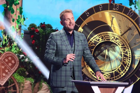 FOTKA - Mme rdi esko nekon! Po Farm Vojty Kotka se oblben zbavn show vrt na televizn obrazovky